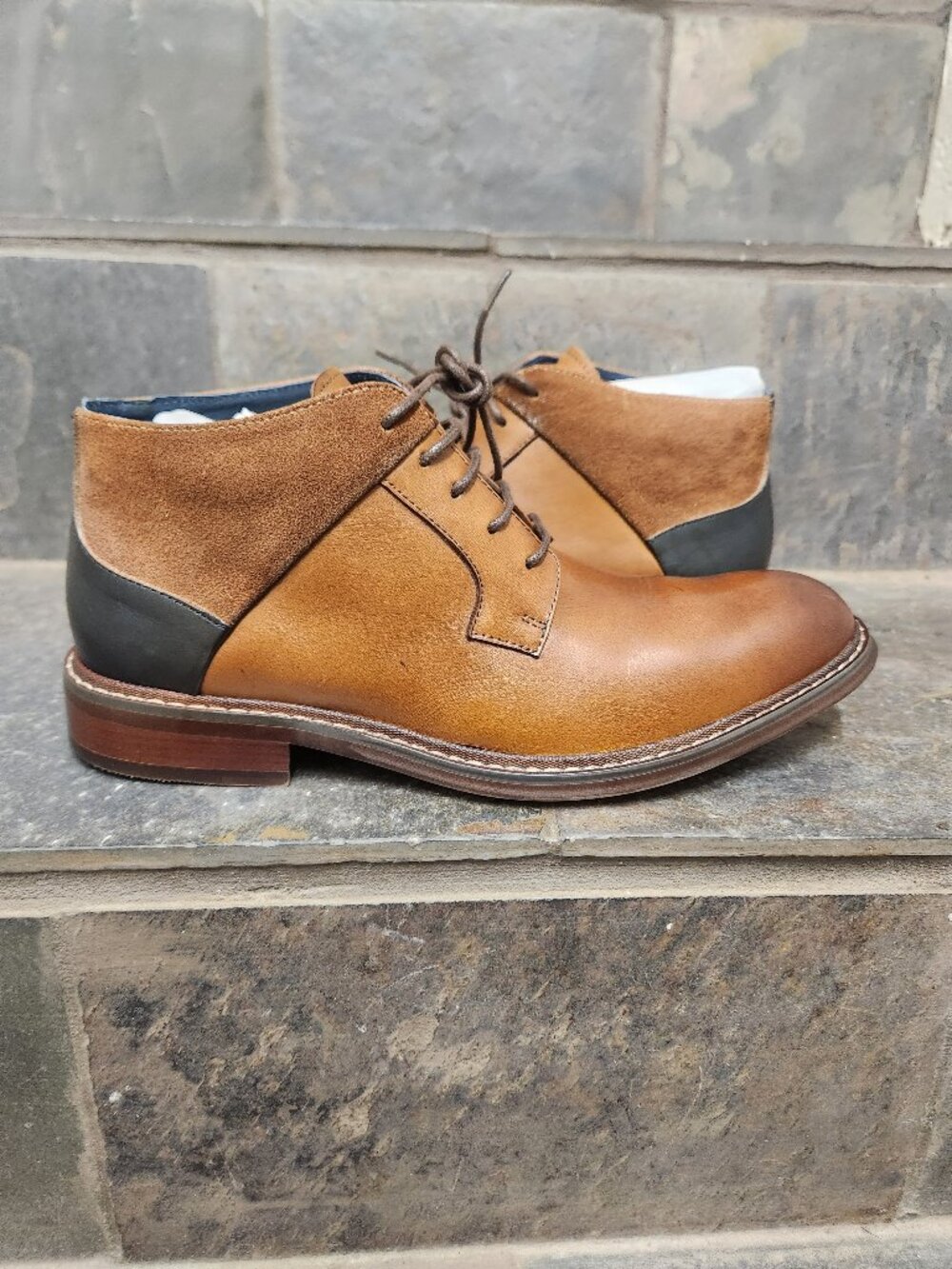 Men's Mixed-leather Lace-up Chukka "Ike" by Zanzara, Cognac, Size 9 Never worn!